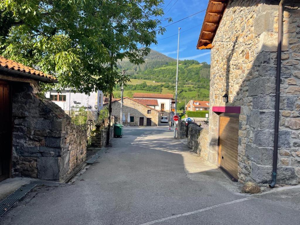Apartamentos Rurales La Casa Vieja De Alceda المظهر الخارجي الصورة