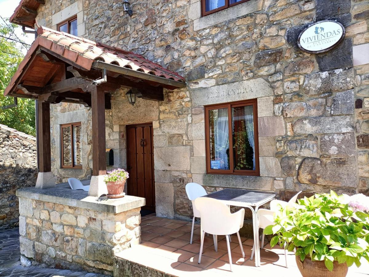 Apartamentos Rurales La Casa Vieja De Alceda المظهر الخارجي الصورة